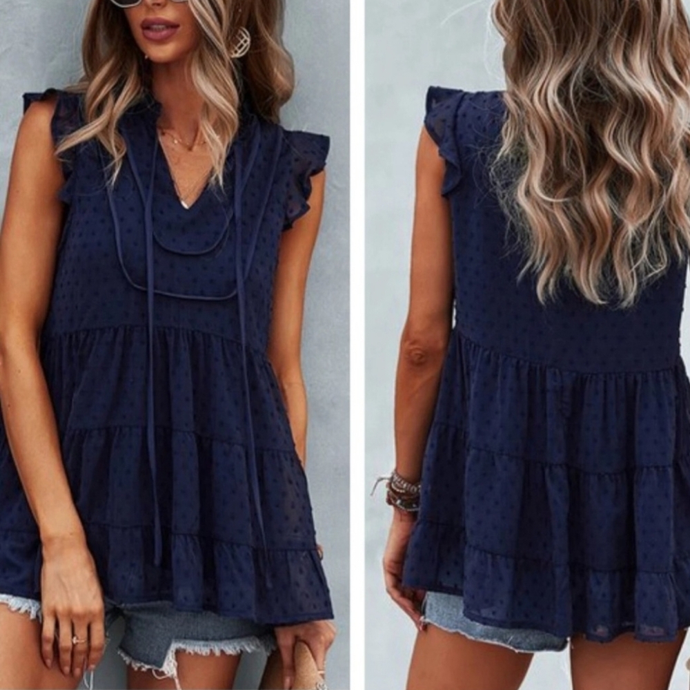 WOMEN'S BLUE RUFFLE  SLEEVE TOP SIZE LARGE